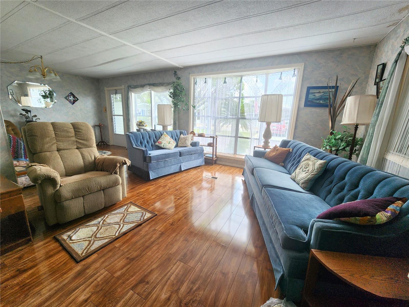 34616 MORNING GLORY GLN, ZEPHYRHILLS, FL, 33541