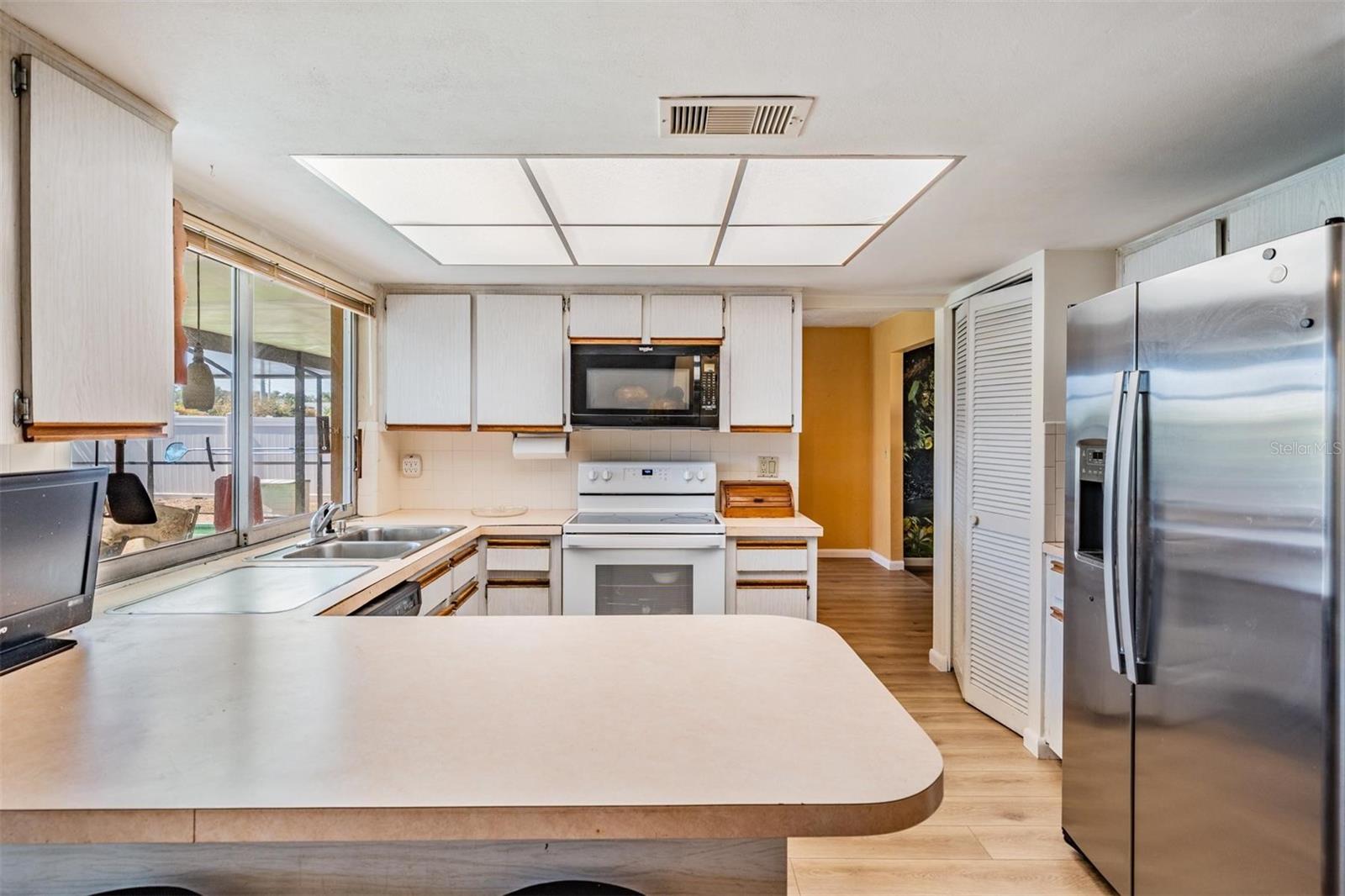 8956 124TH WAY, SEMINOLE, FL, 33772