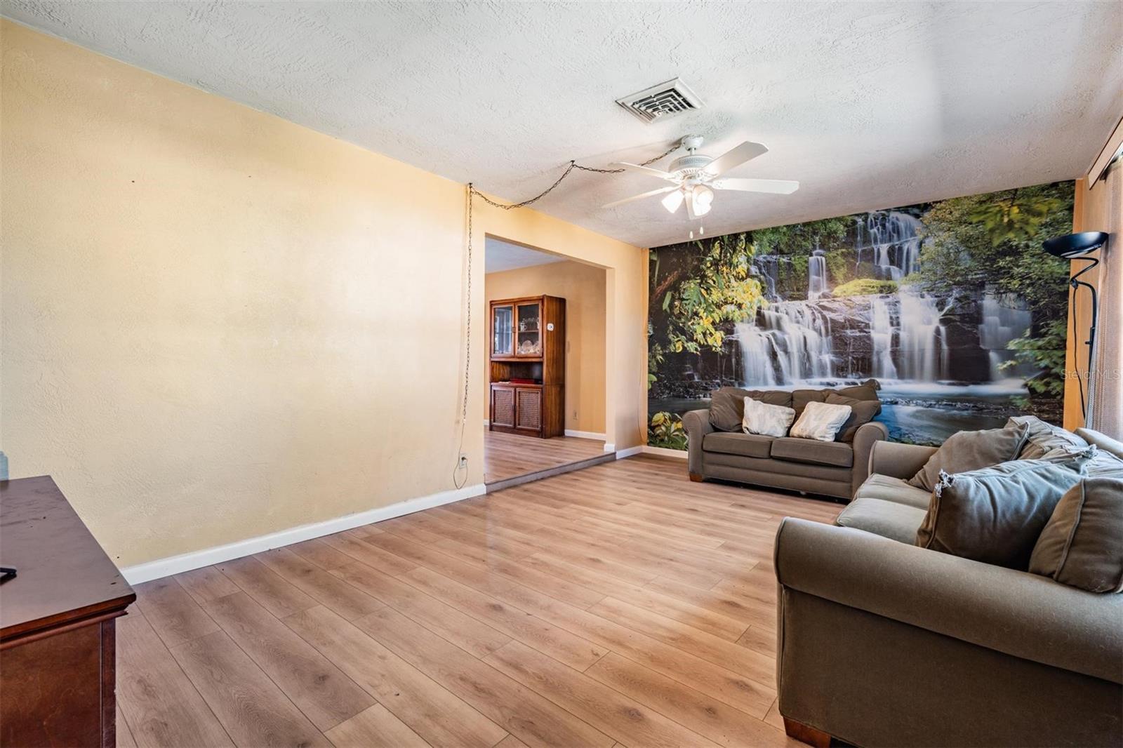 8956 124TH WAY, SEMINOLE, FL, 33772