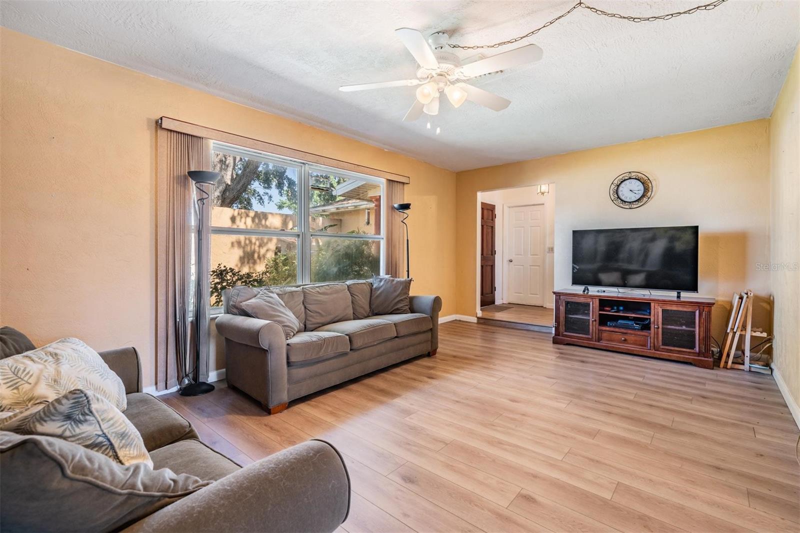 8956 124TH WAY, SEMINOLE, FL, 33772