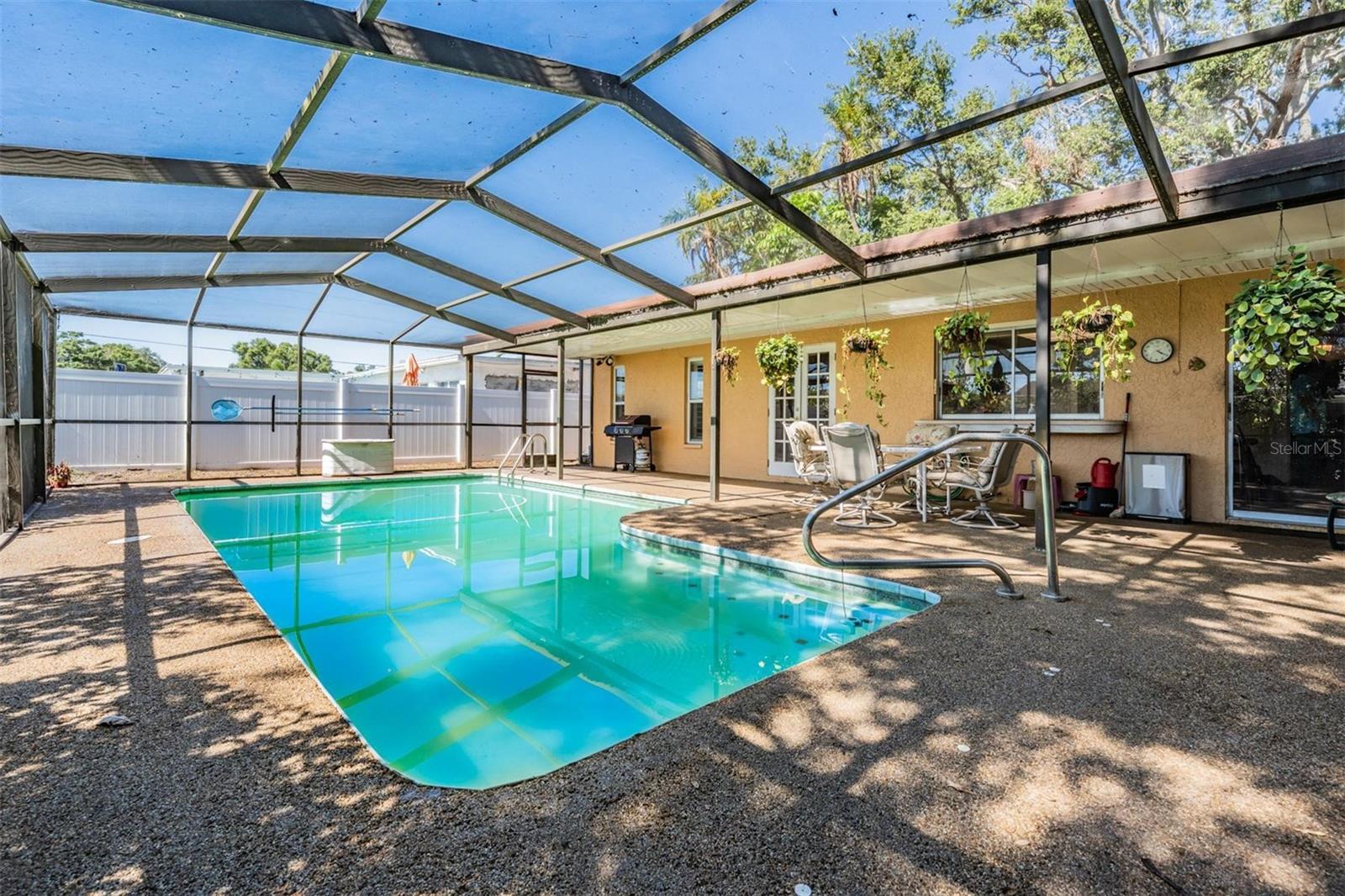 8956 124TH WAY, SEMINOLE, FL, 33772