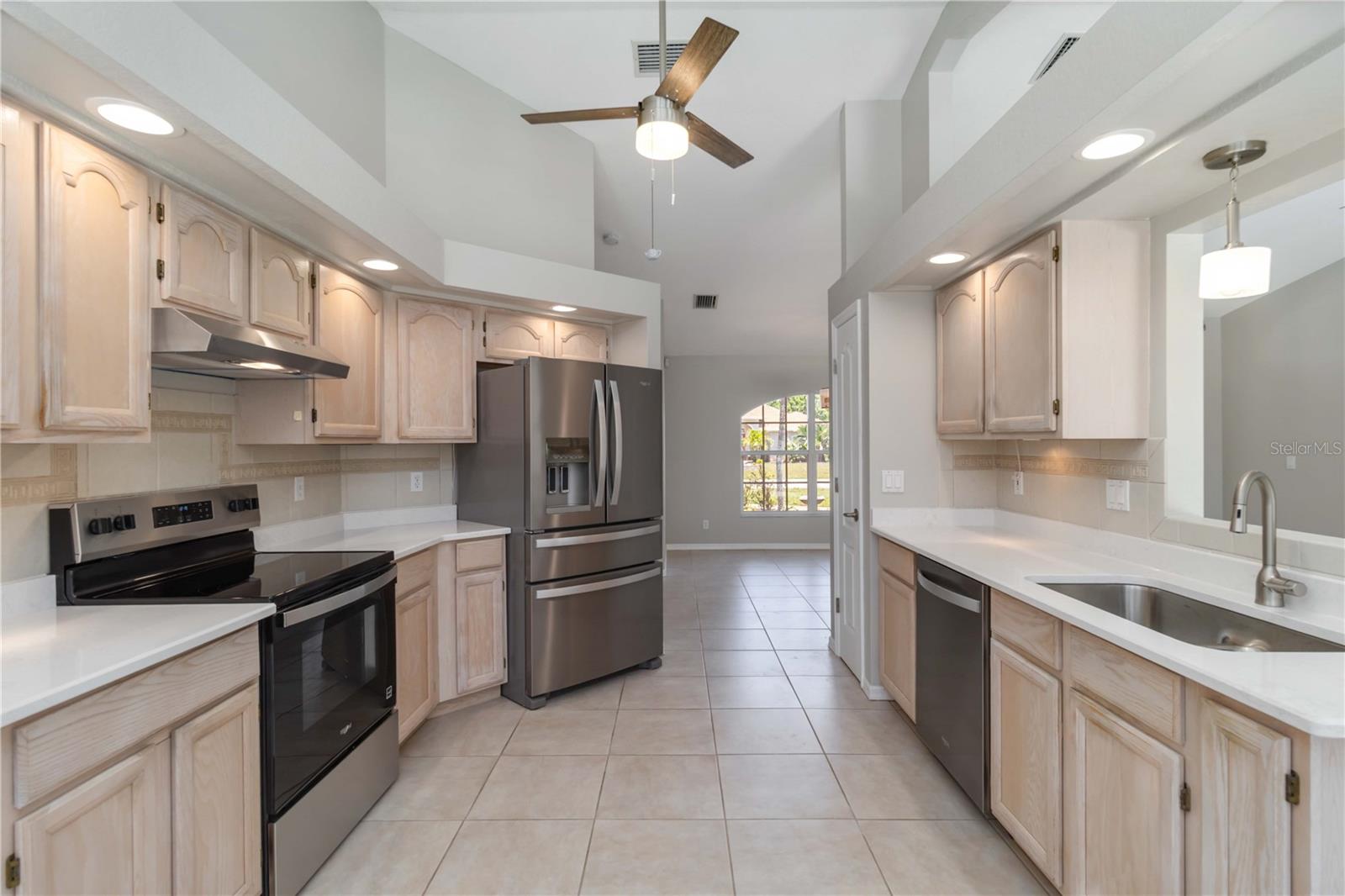 251 BROADMOOR LN, ROTONDA WEST, FL, 33947