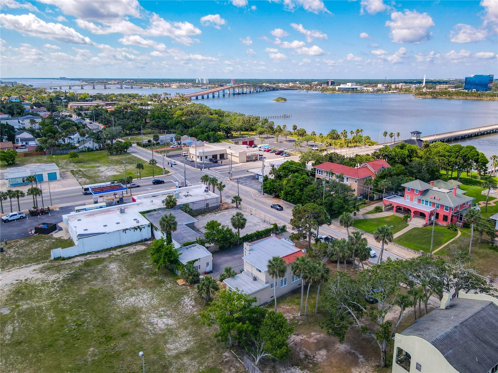 20 N HALIFAX AVE, DAYTONA BEACH, FL, 32118