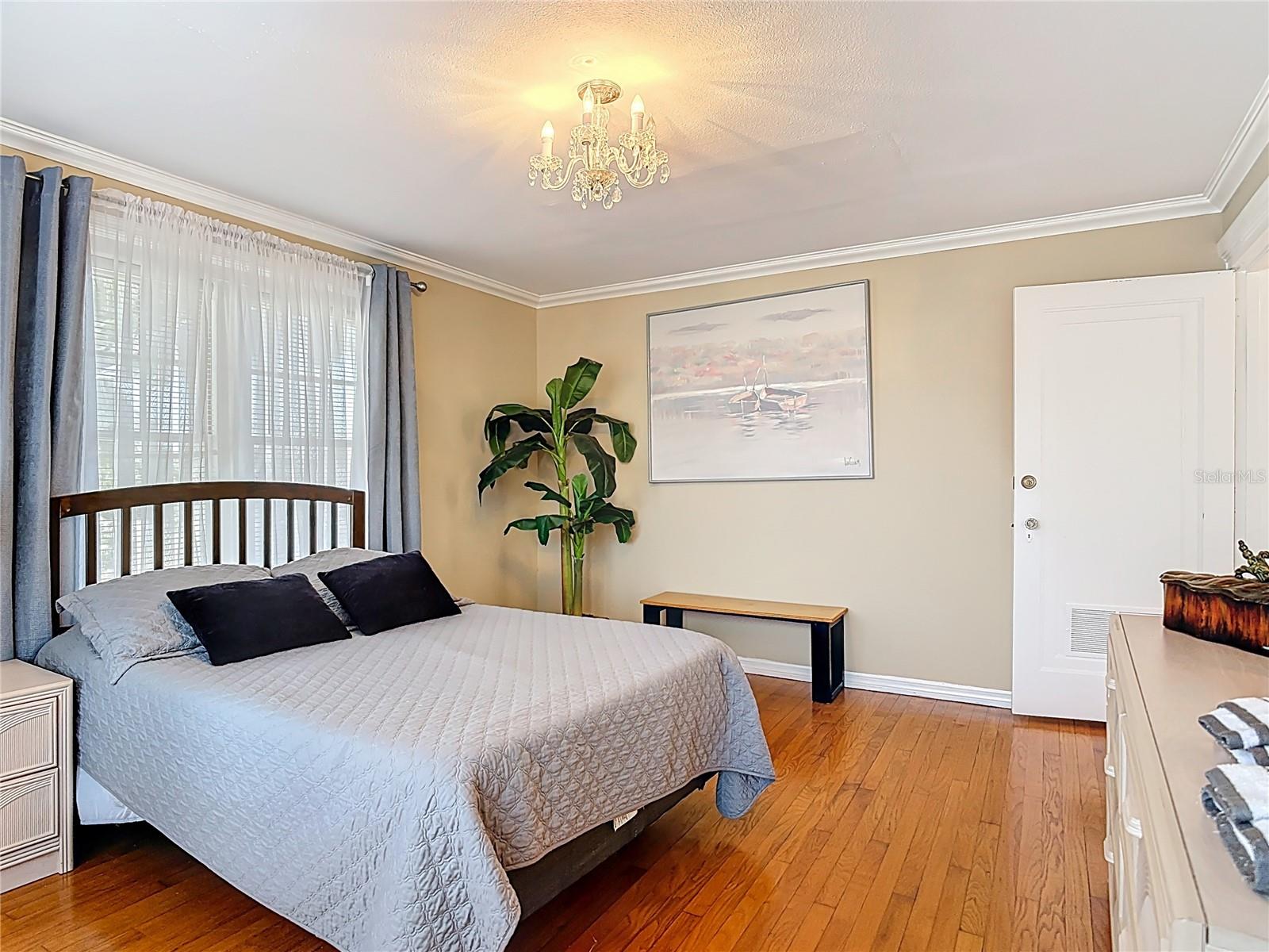 20 N HALIFAX AVE, DAYTONA BEACH, FL, 32118