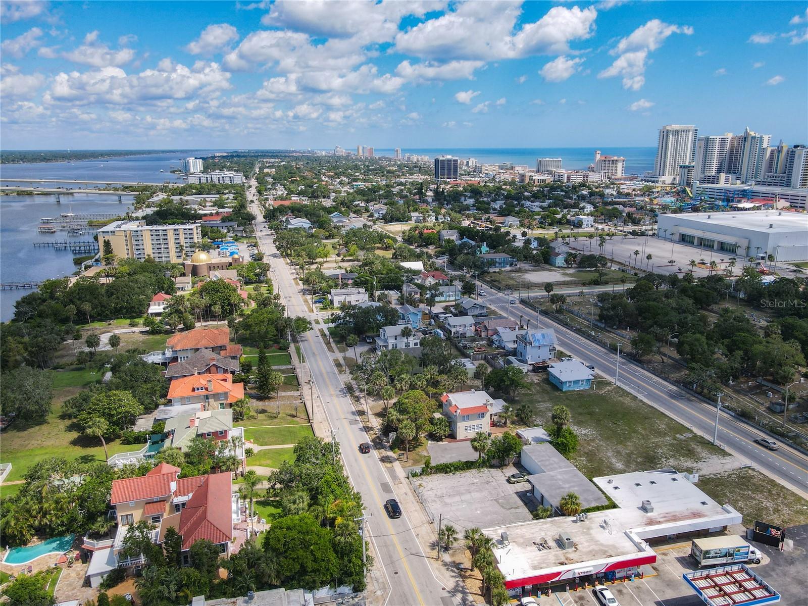 20 N HALIFAX AVE, DAYTONA BEACH, FL, 32118