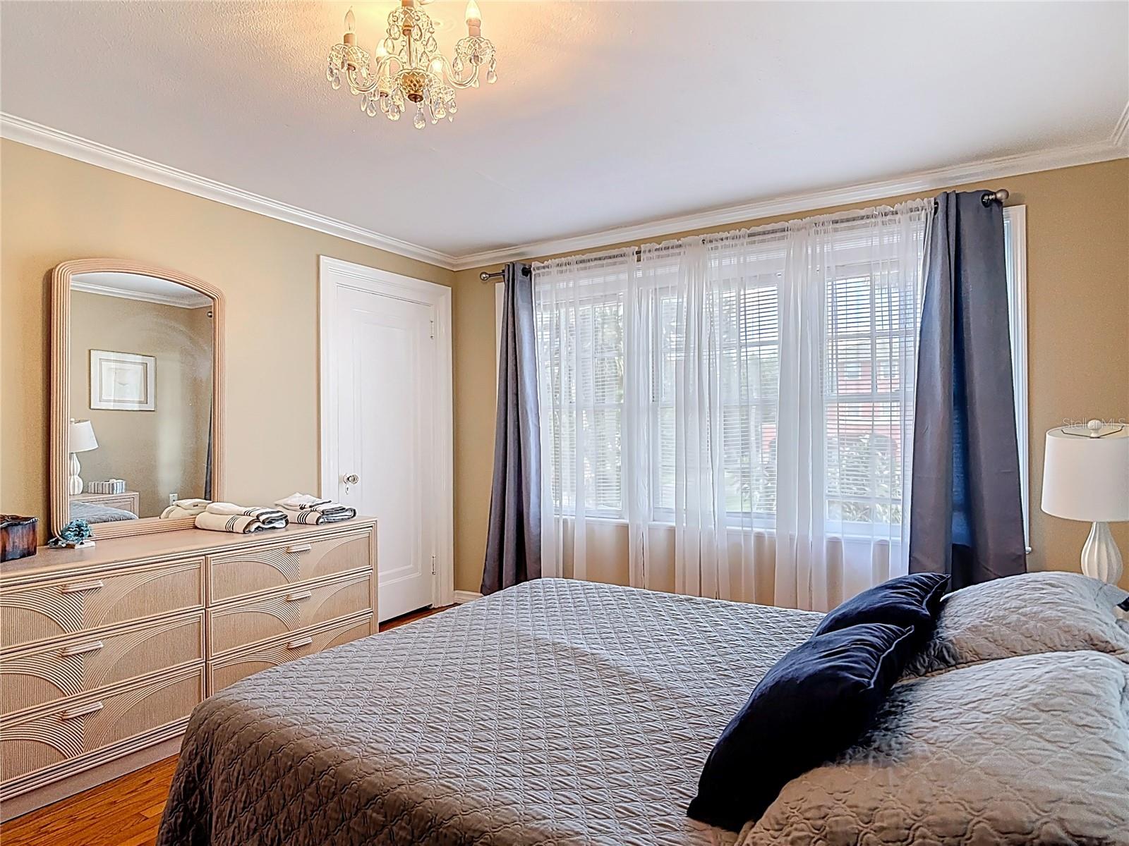 20 N HALIFAX AVE, DAYTONA BEACH, FL, 32118