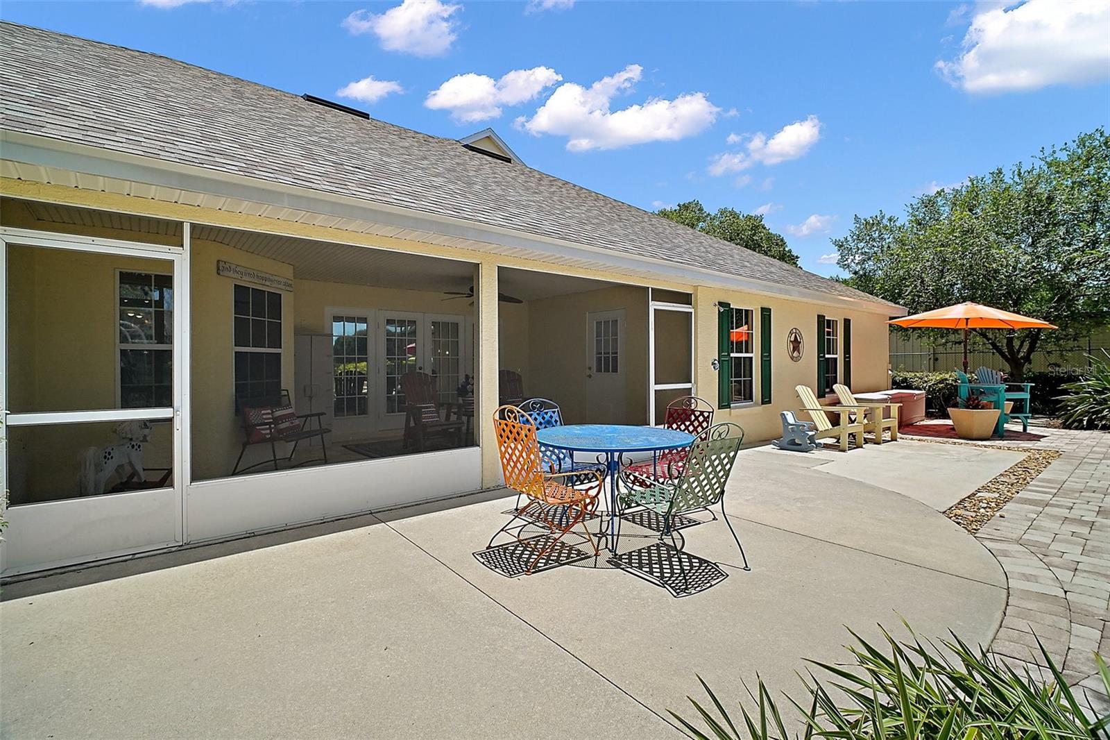 397 ANDERSON DR, TAVARES, FL, 32778