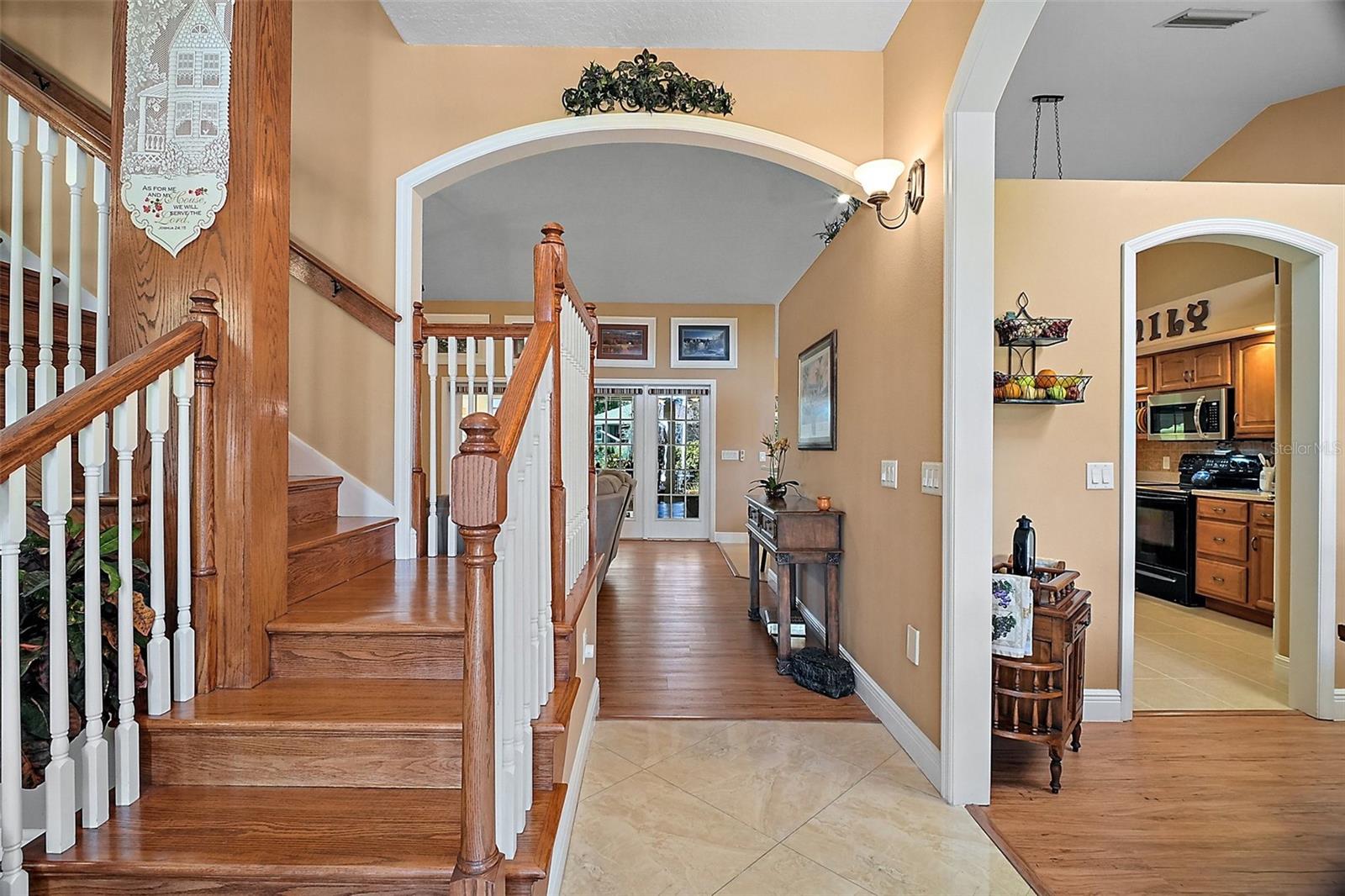 397 ANDERSON DR, TAVARES, FL, 32778