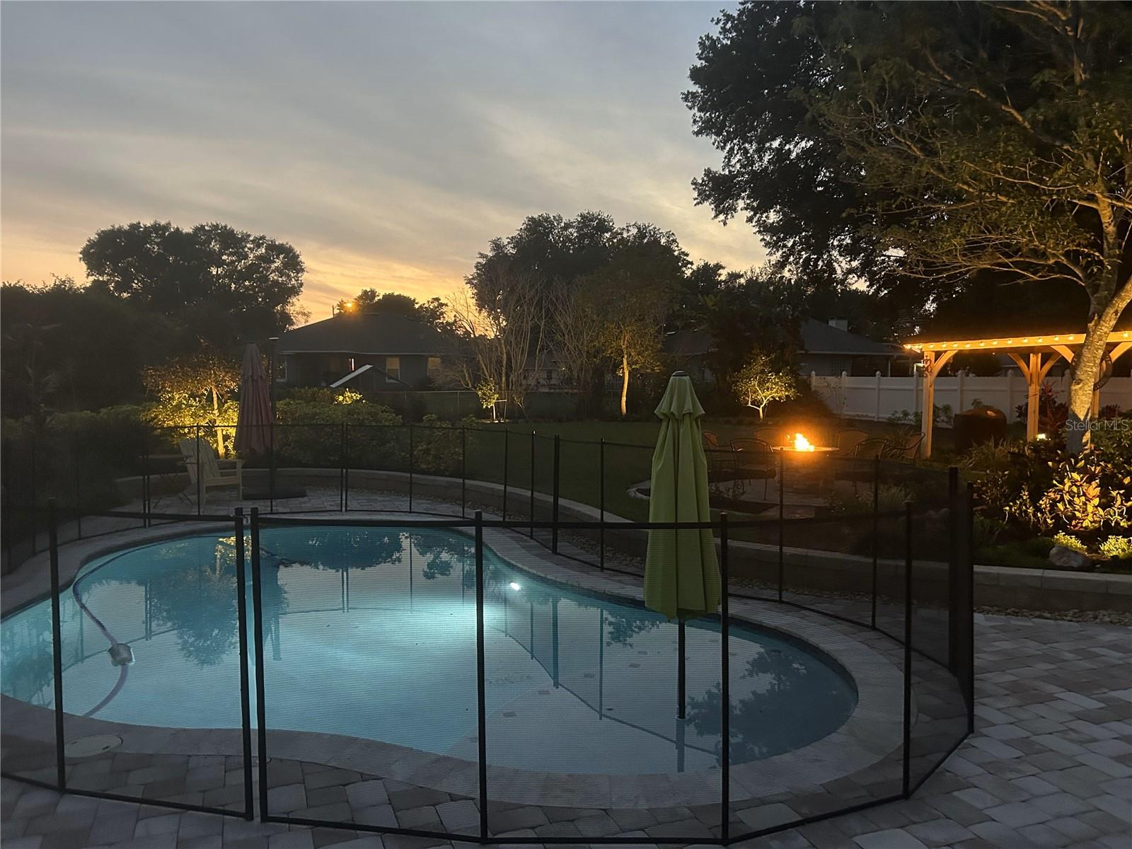 397 ANDERSON DR, TAVARES, FL, 32778