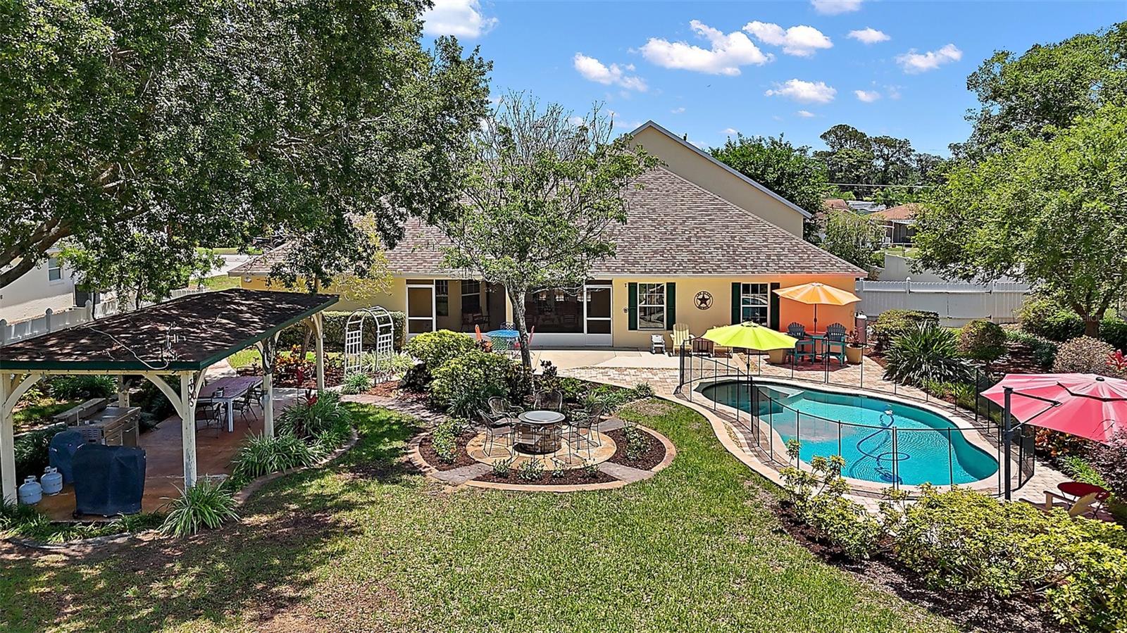 397 ANDERSON DR, TAVARES, FL, 32778