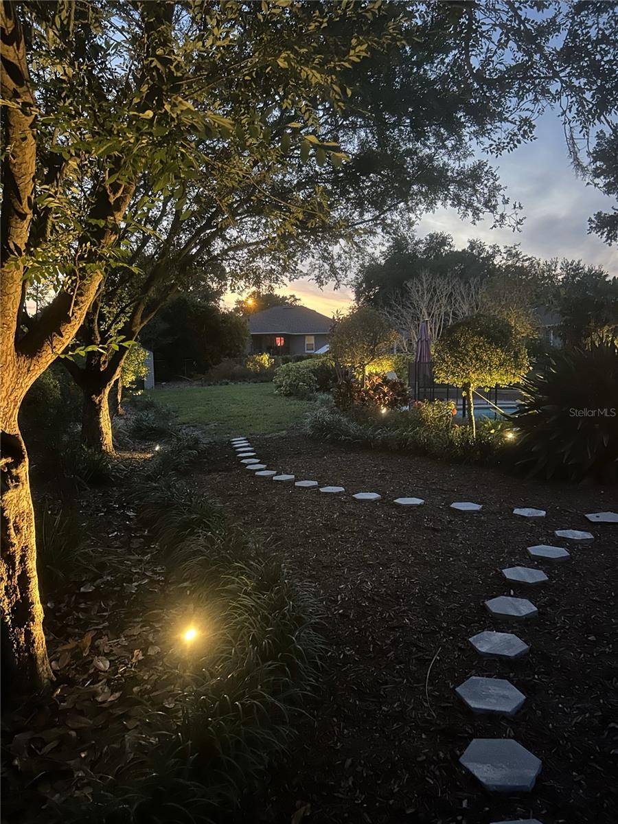 397 ANDERSON DR, TAVARES, FL, 32778