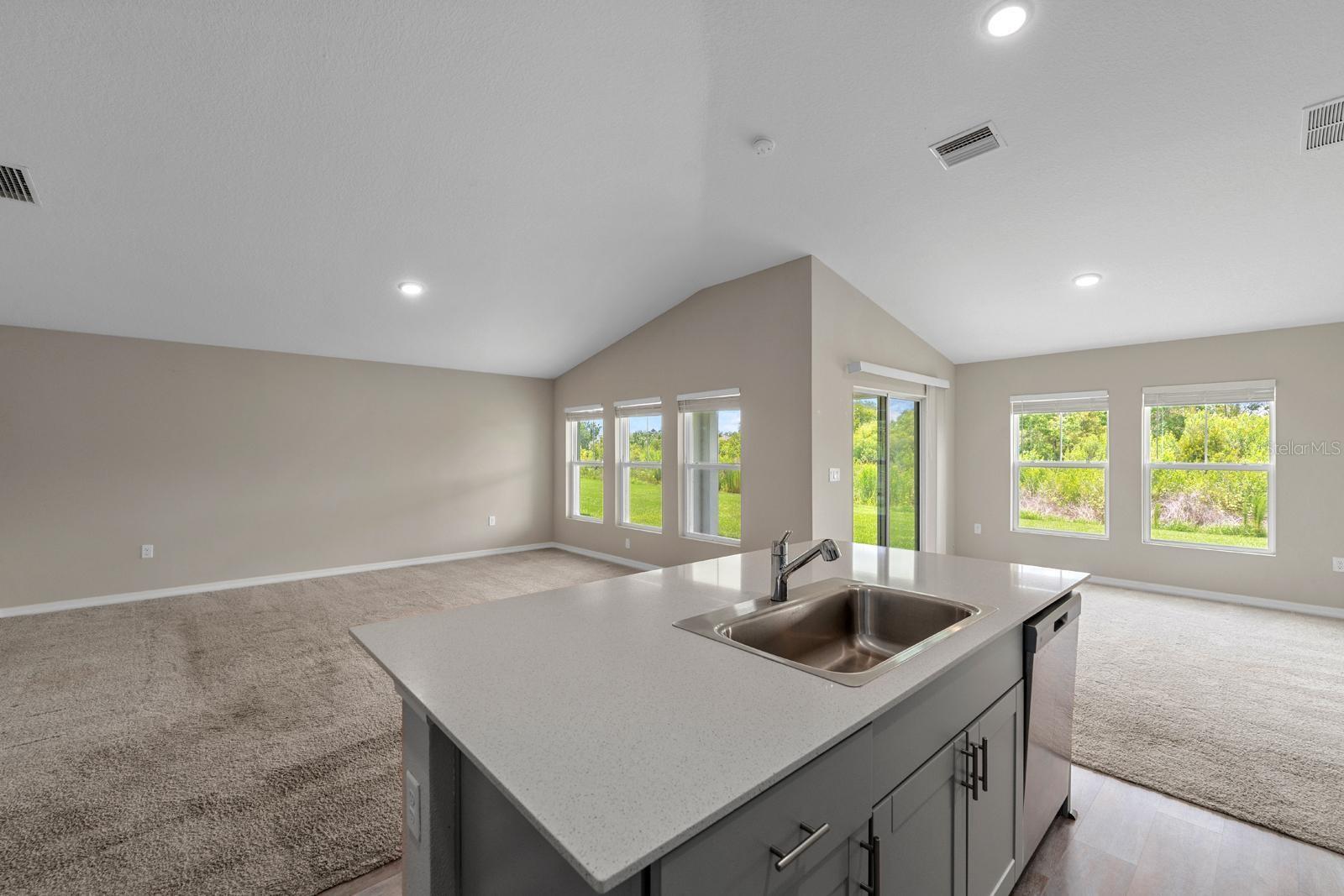 5933 SLATE ROCK DR, LAKELAND, FL, 33811