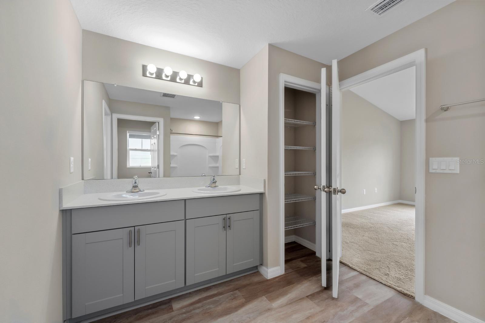 5933 SLATE ROCK DR, LAKELAND, FL, 33811