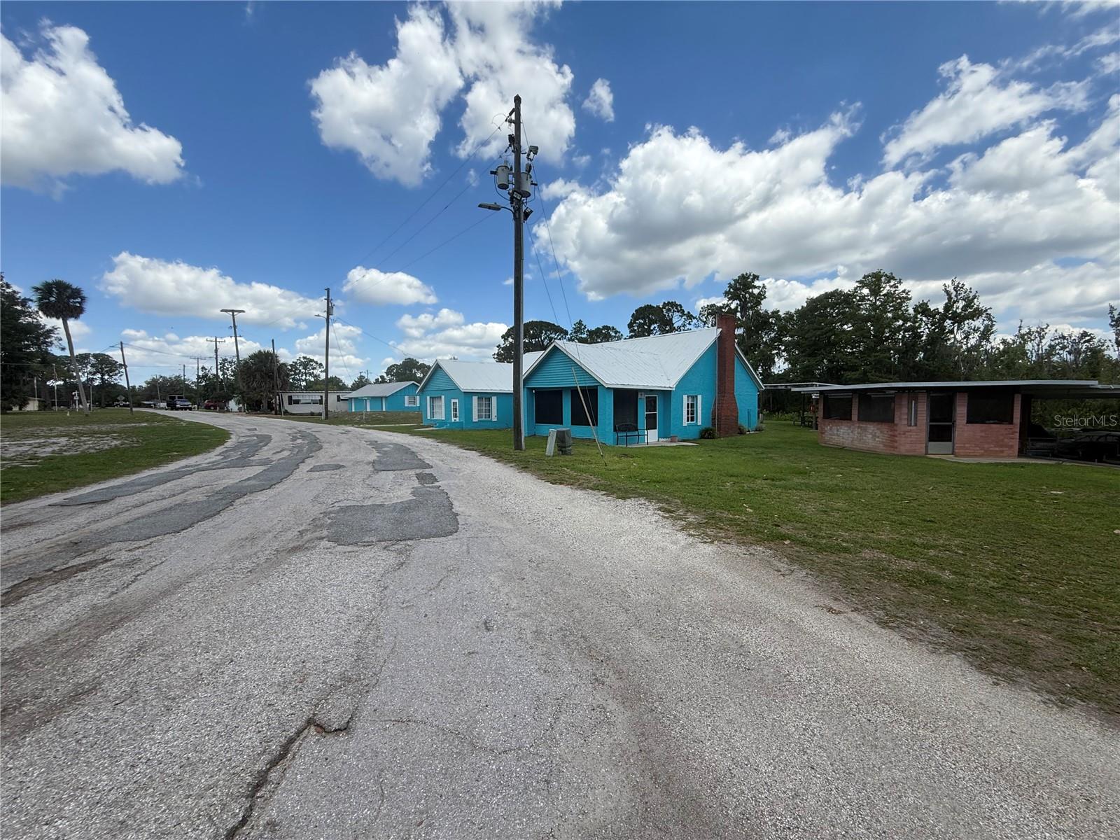 36736 BROOK RD, FRUITLAND PARK, FL, 34731