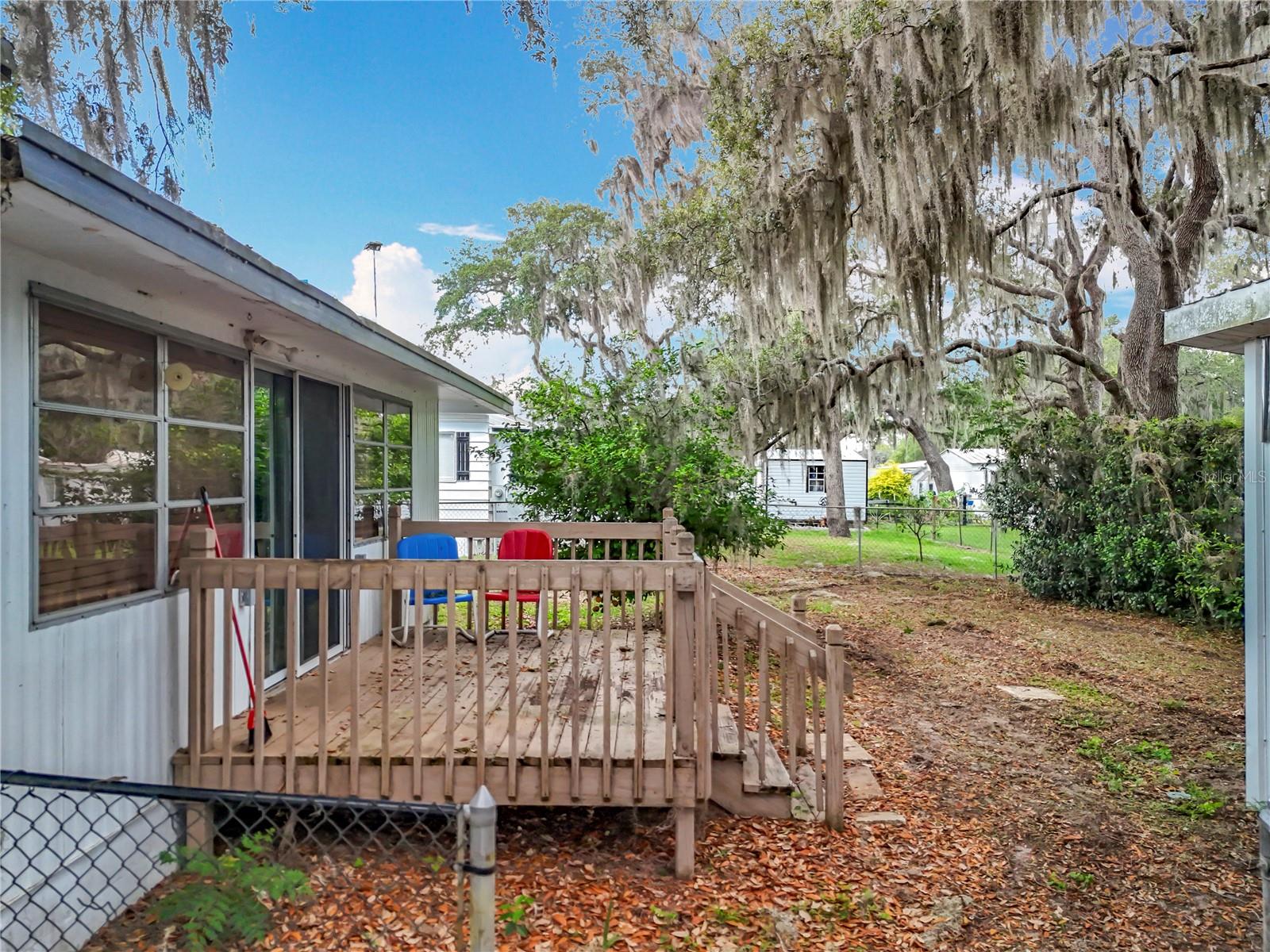 36736 BROOK RD, FRUITLAND PARK, FL, 34731