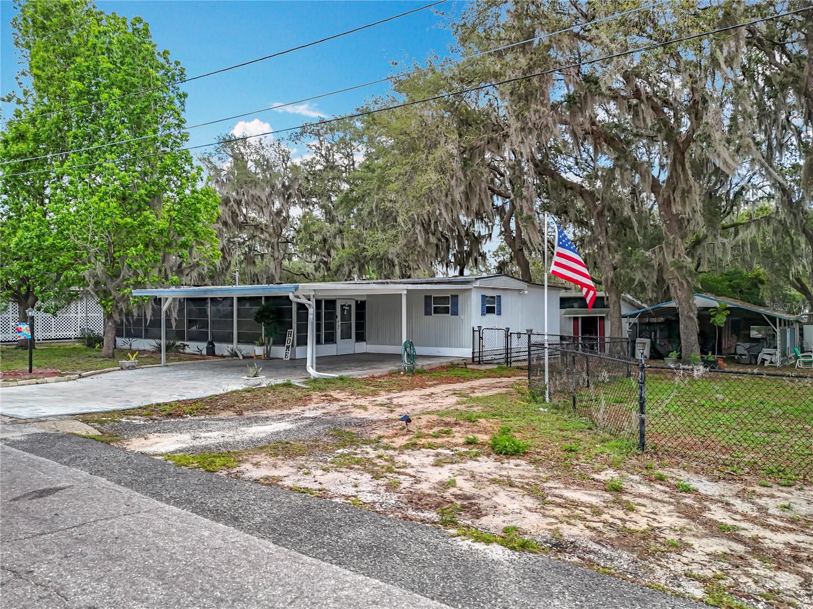 36736 BROOK RD, FRUITLAND PARK, FL, 34731