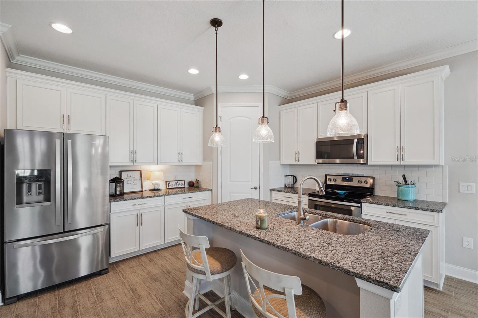 764 W BAYSHORE DR, TARPON SPRINGS, FL, 34689