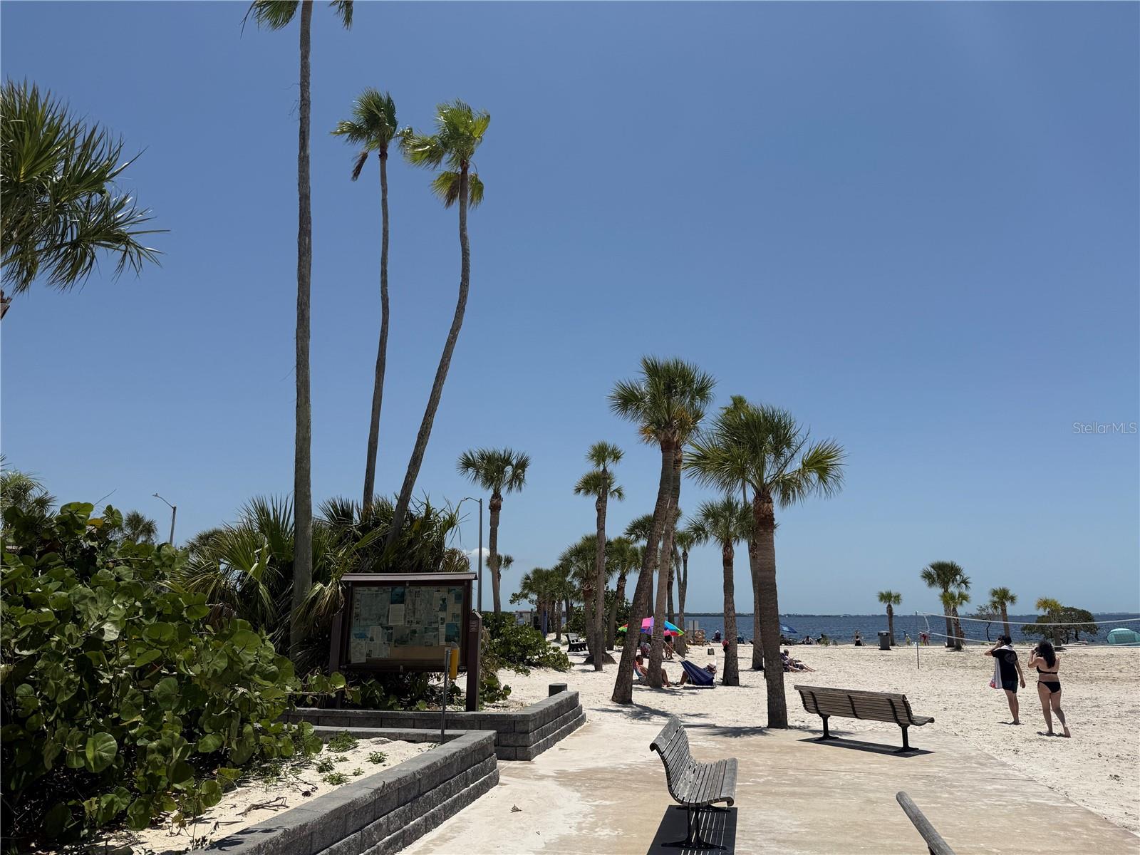 764 W BAYSHORE DR, TARPON SPRINGS, FL, 34689