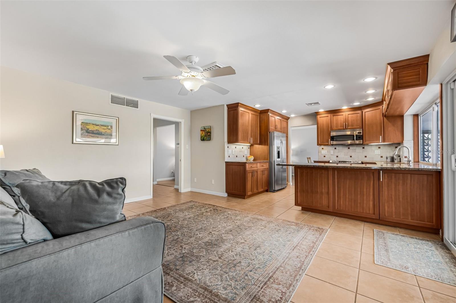 5208 DENVER ST NE, ST PETERSBURG, FL, 33703