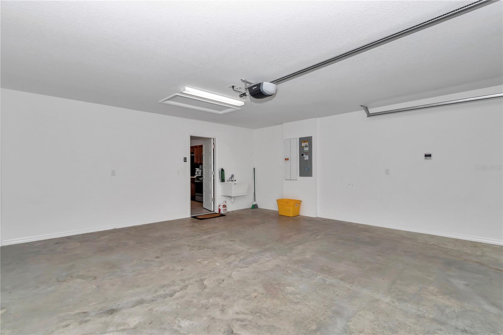 6223 ATKINSON LN, THE VILLAGES, FL, 32163