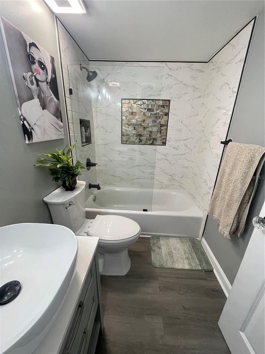 100 WAVERLY WAY #402, CLEARWATER, FL, 33756