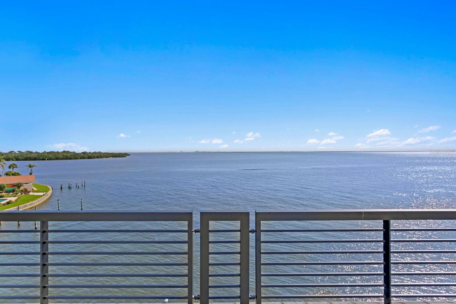 2087 MICHIGAN AVE NE, ST PETERSBURG, FL, 33703