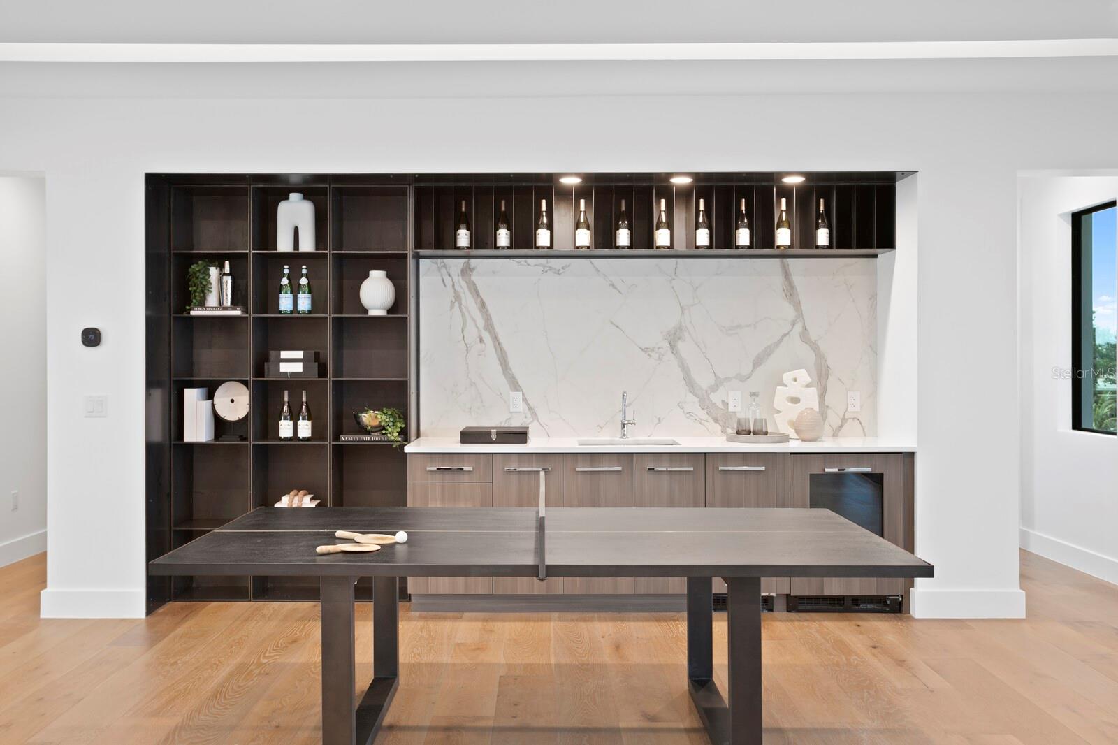 2087 MICHIGAN AVE NE, ST PETERSBURG, FL, 33703