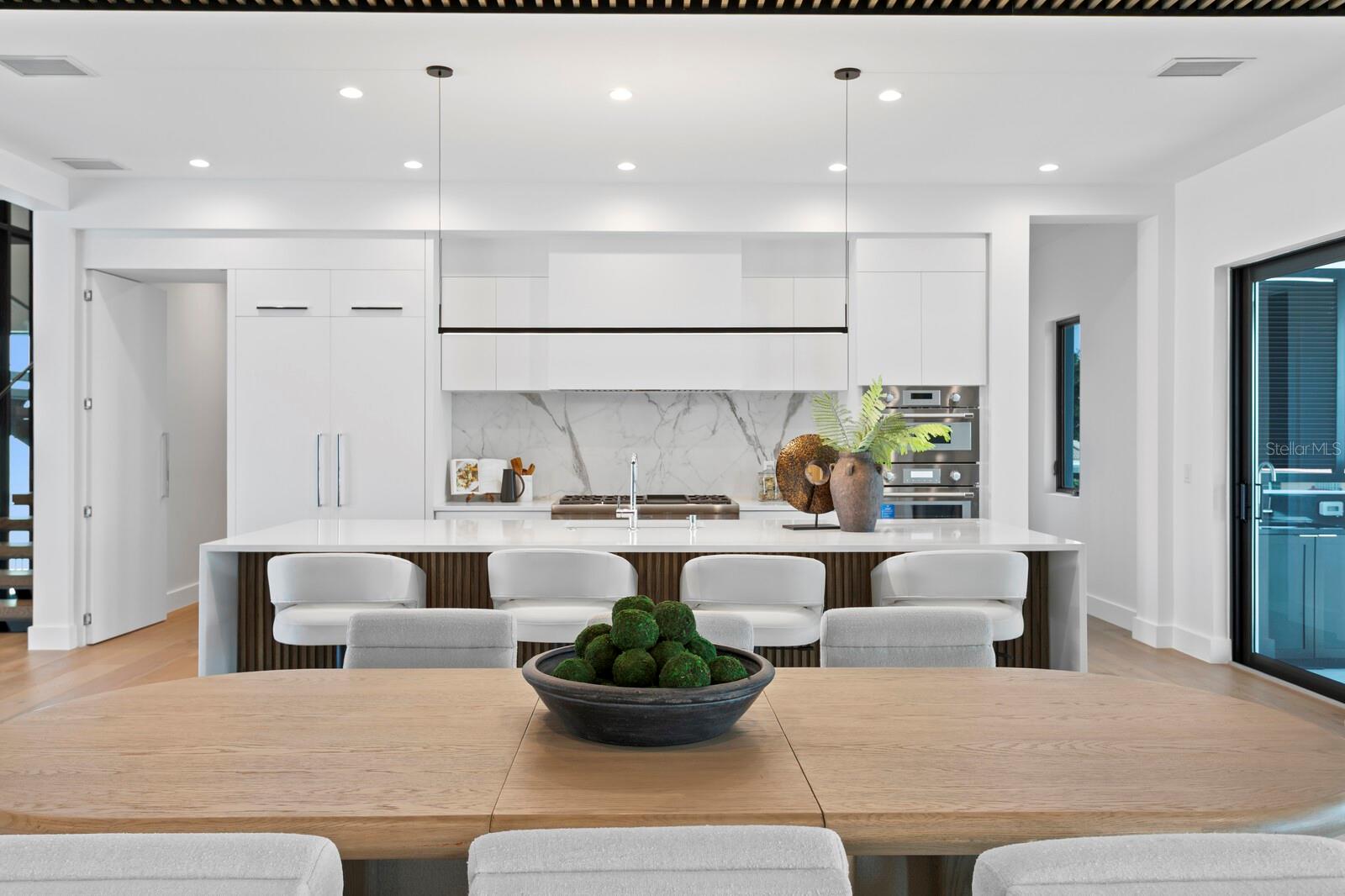 2087 MICHIGAN AVE NE, ST PETERSBURG, FL, 33703