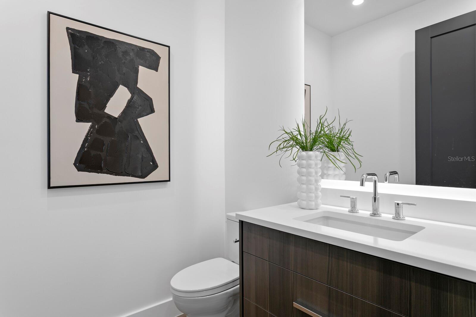 2087 MICHIGAN AVE NE, ST PETERSBURG, FL, 33703