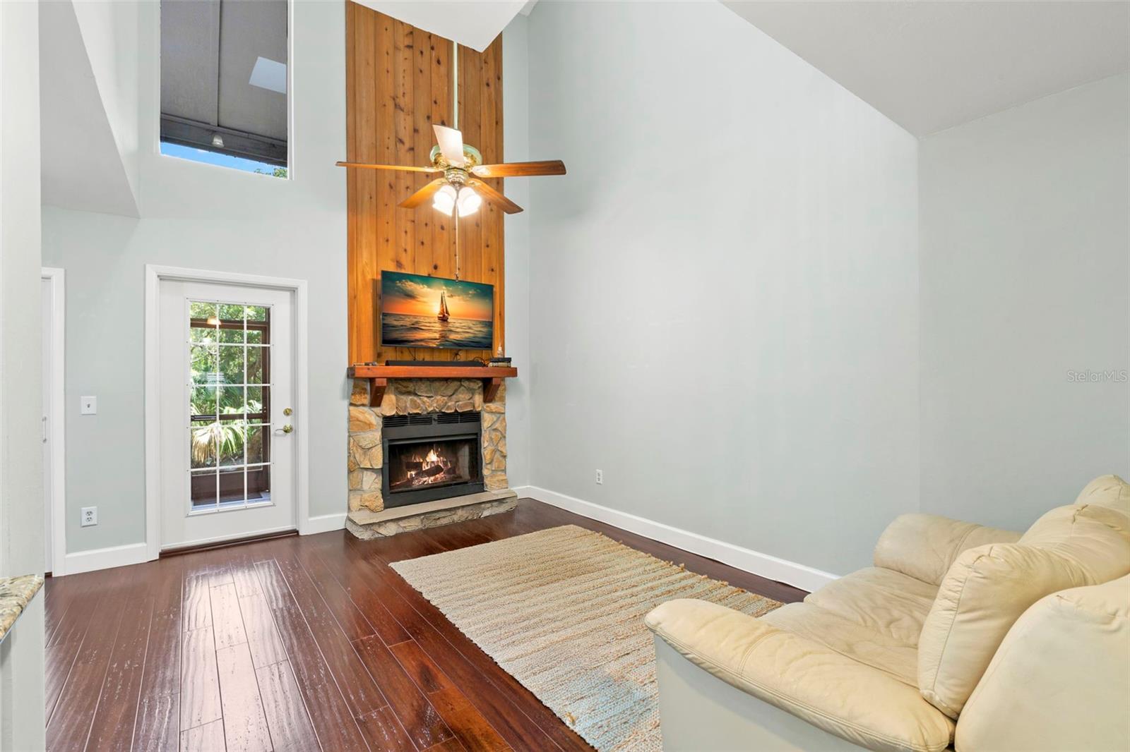 2033 ARBOR DR, CLEARWATER, FL, 33760