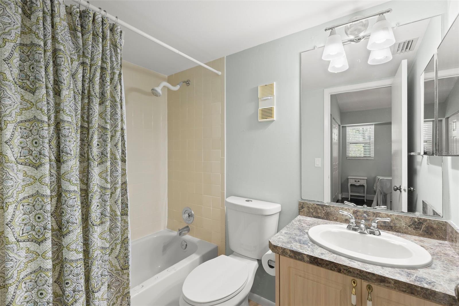 2033 ARBOR DR, CLEARWATER, FL, 33760