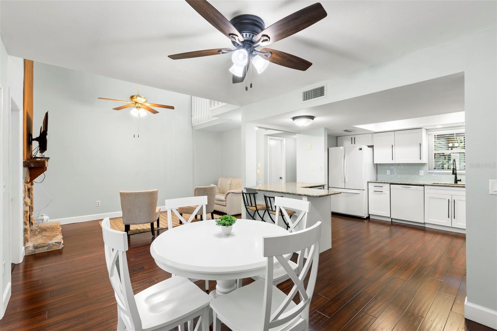 2033 ARBOR DR, CLEARWATER, FL, 33760