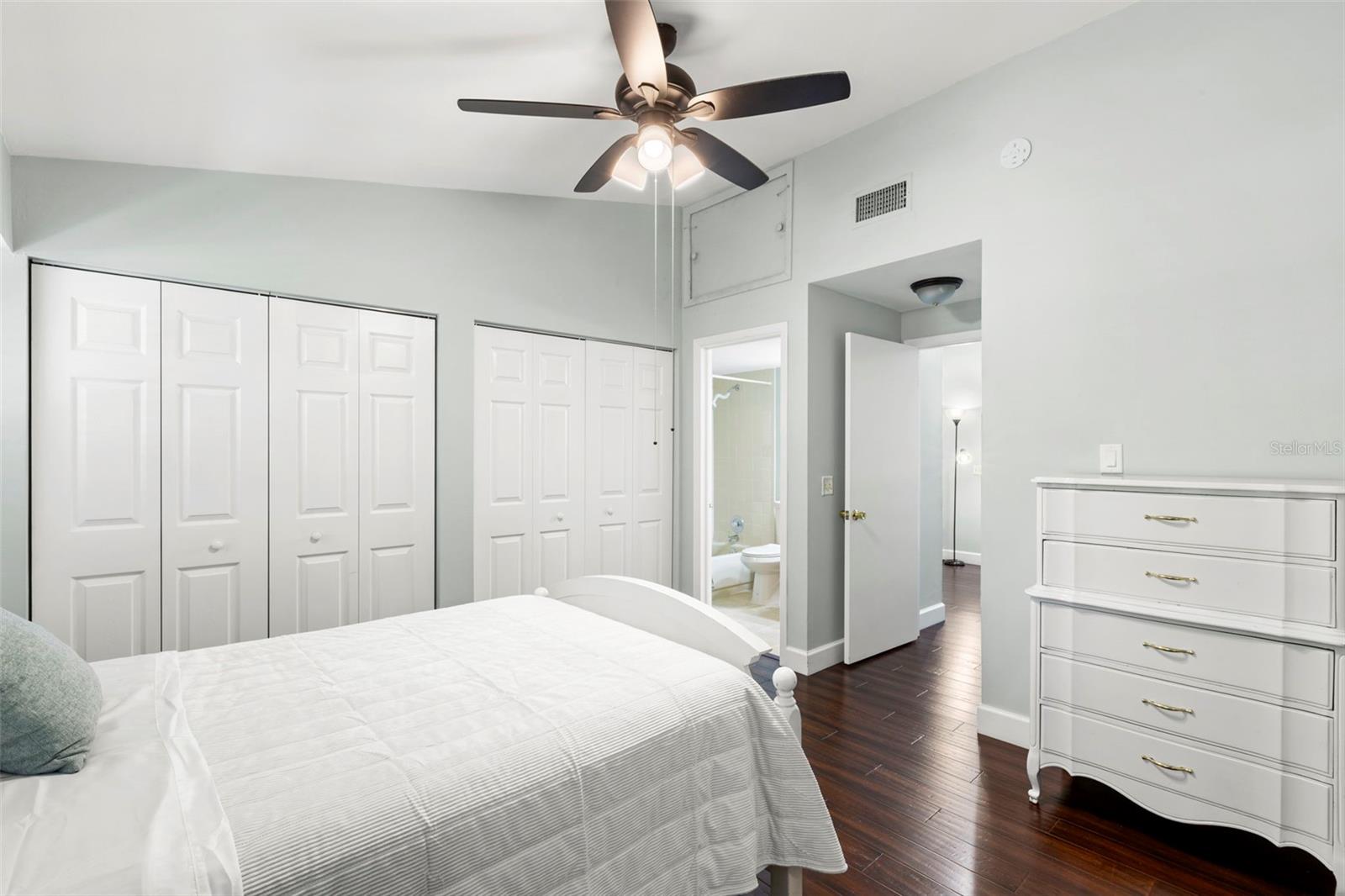 2033 ARBOR DR, CLEARWATER, FL, 33760