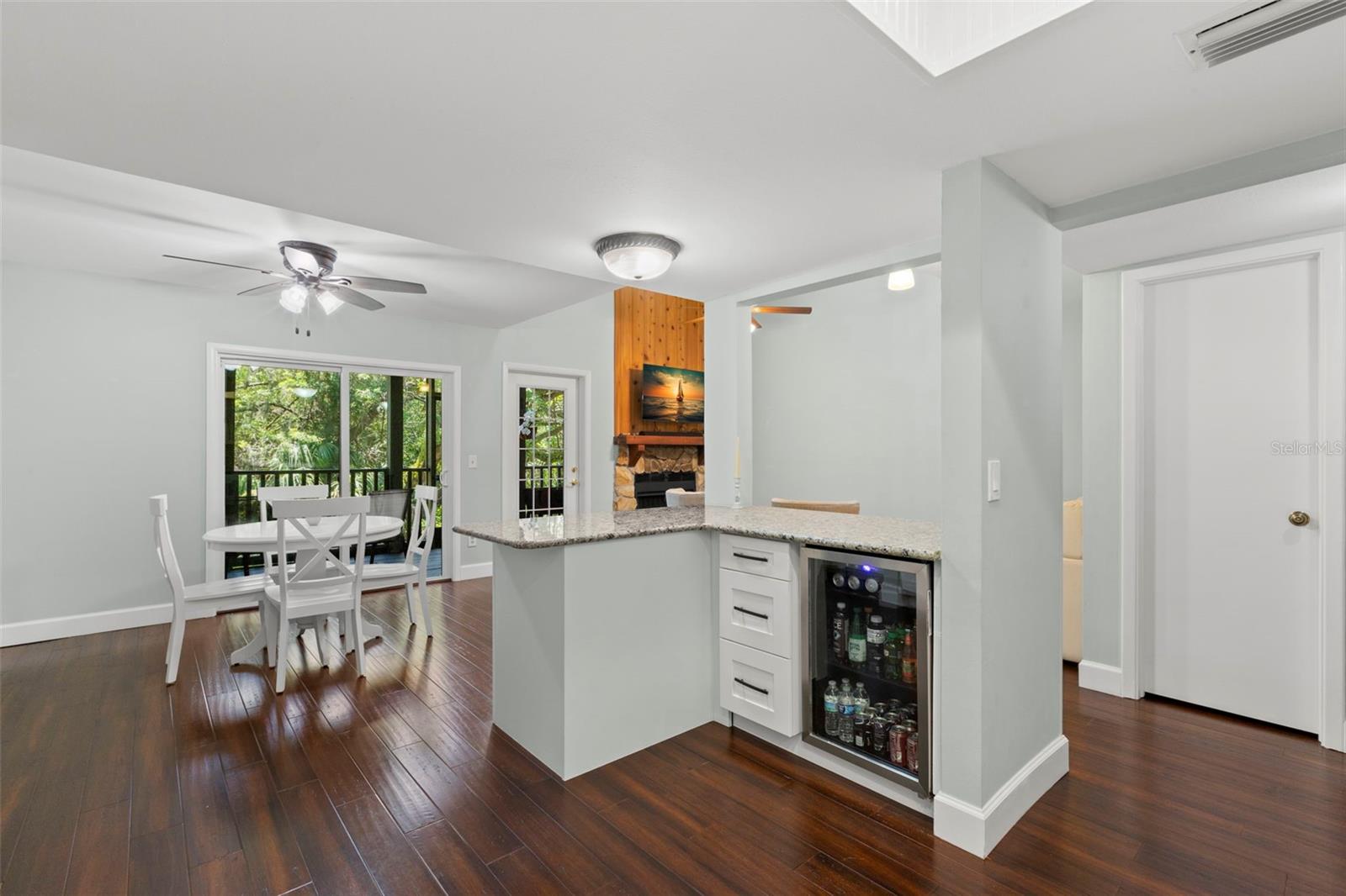 2033 ARBOR DR, CLEARWATER, FL, 33760