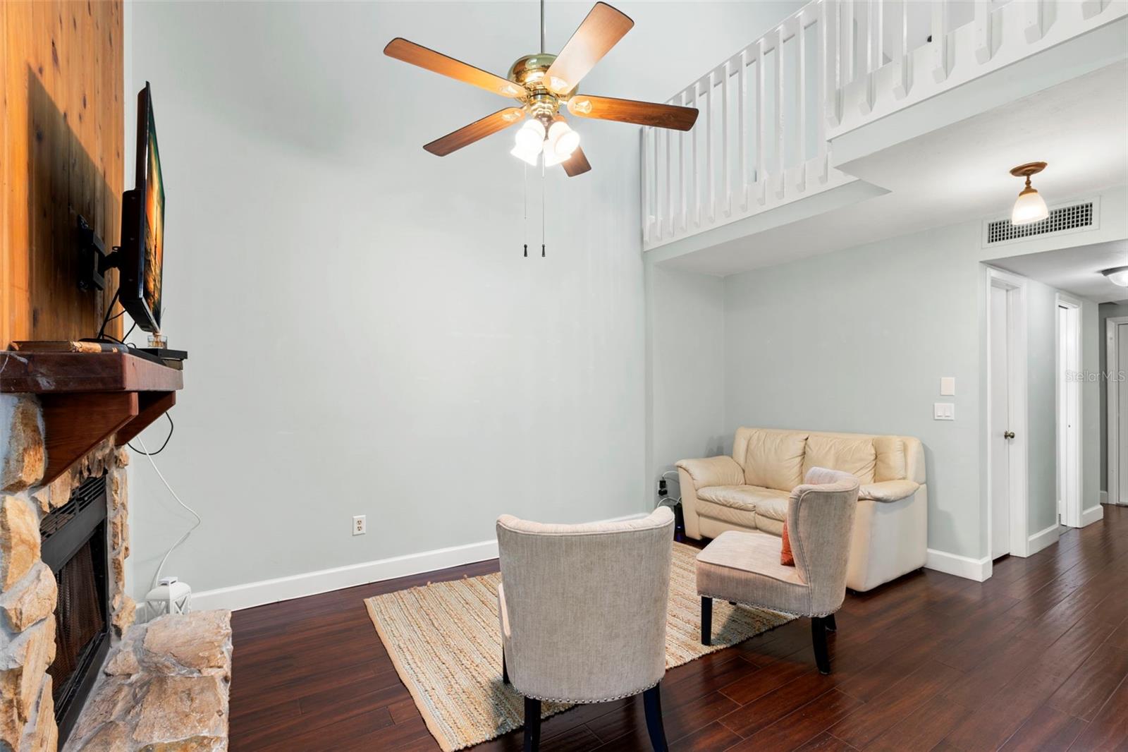 2033 ARBOR DR, CLEARWATER, FL, 33760