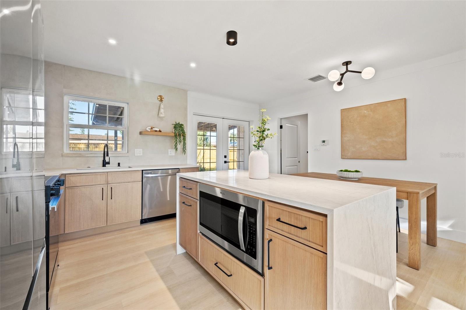 5900 6TH WAY S, ST PETERSBURG, FL, 33705