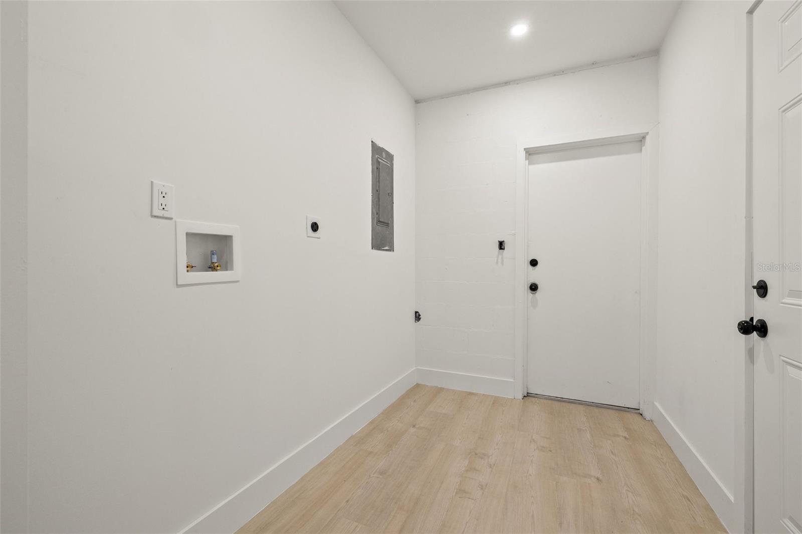 5900 6TH WAY S, ST PETERSBURG, FL, 33705