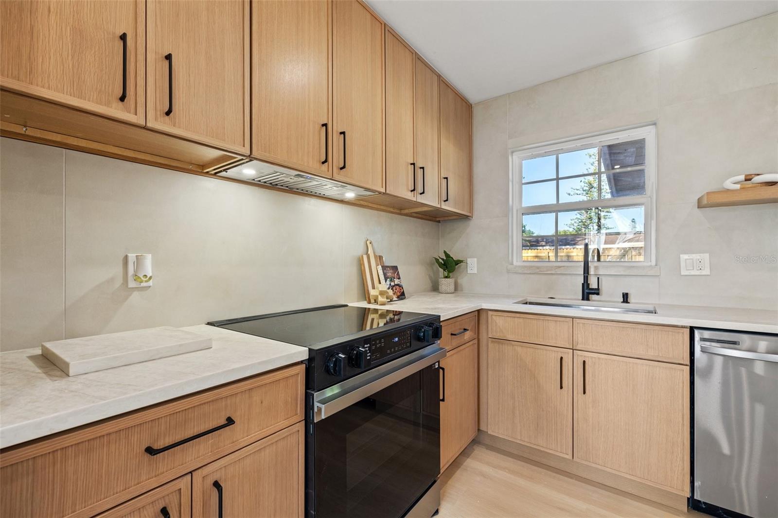 5900 6TH WAY S, ST PETERSBURG, FL, 33705