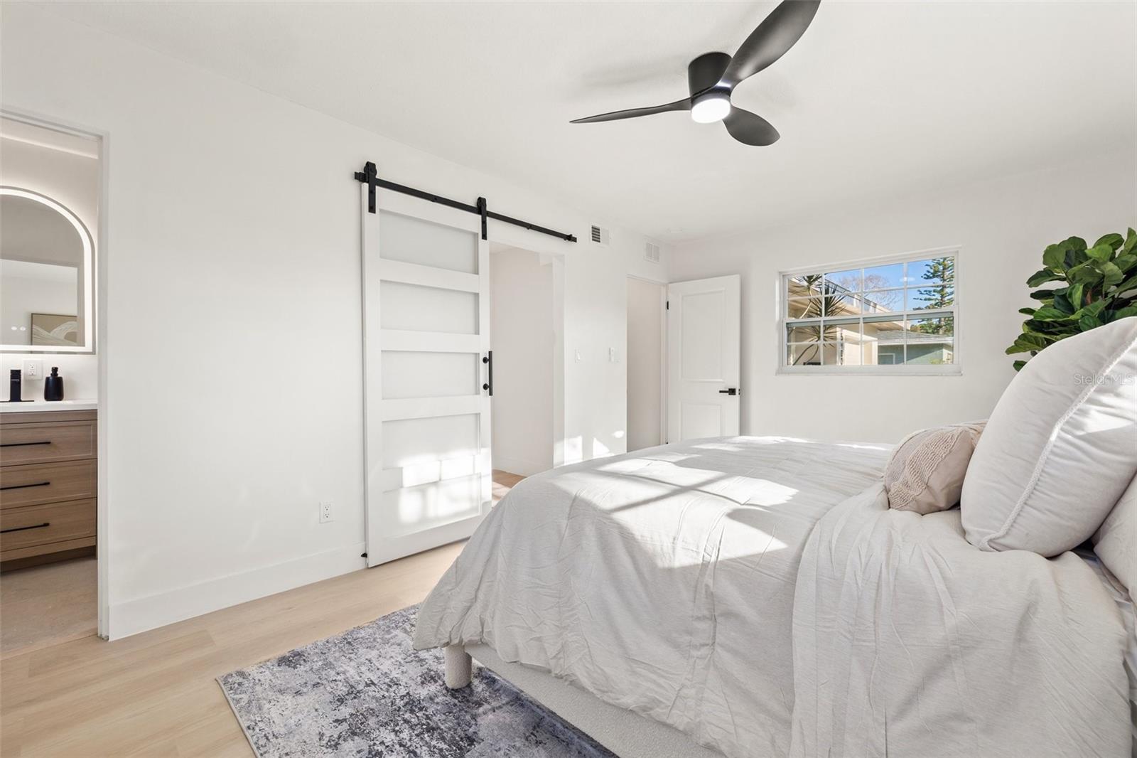 5900 6TH WAY S, ST PETERSBURG, FL, 33705