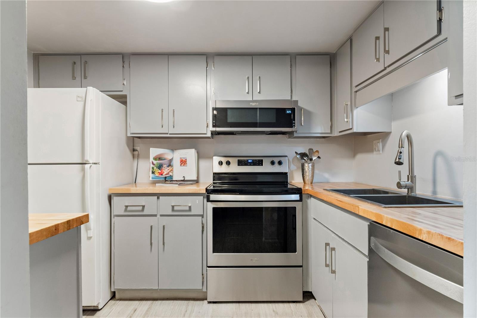 200 MAITLAND AVE #19, ALTAMONTE SPRINGS, FL, 32701