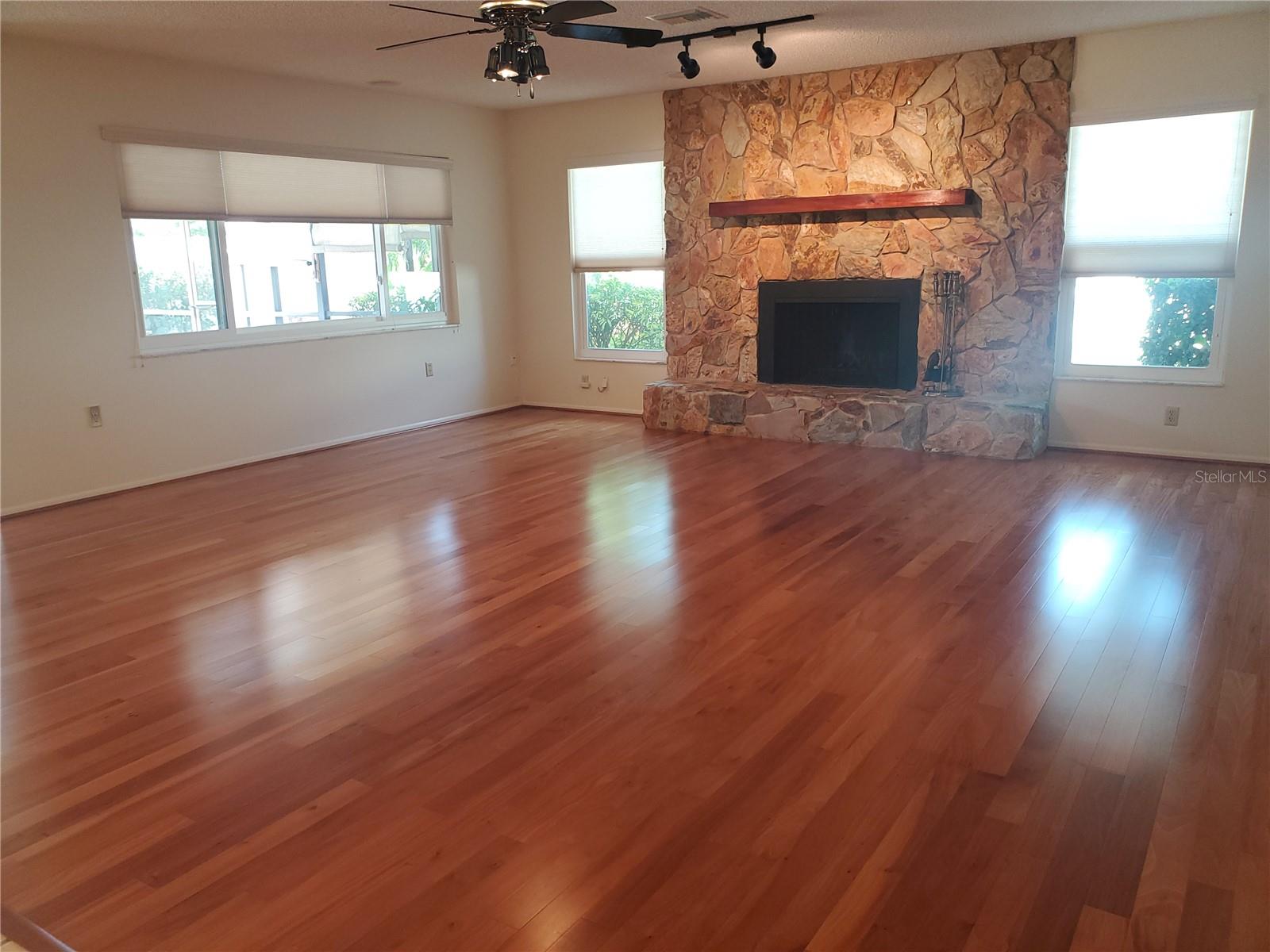 50 WATER OAK WAY, OLDSMAR, FL, 34677