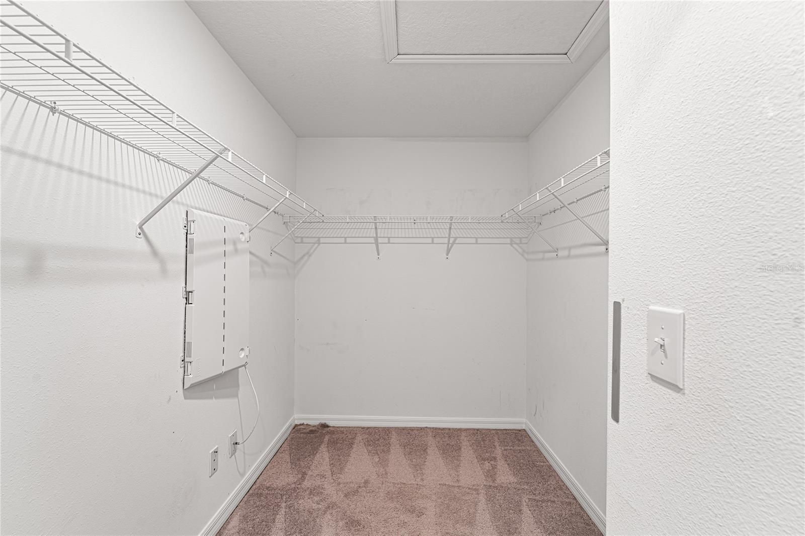 937 ROYAL EMPRESS DR, RUSKIN, FL, 33570