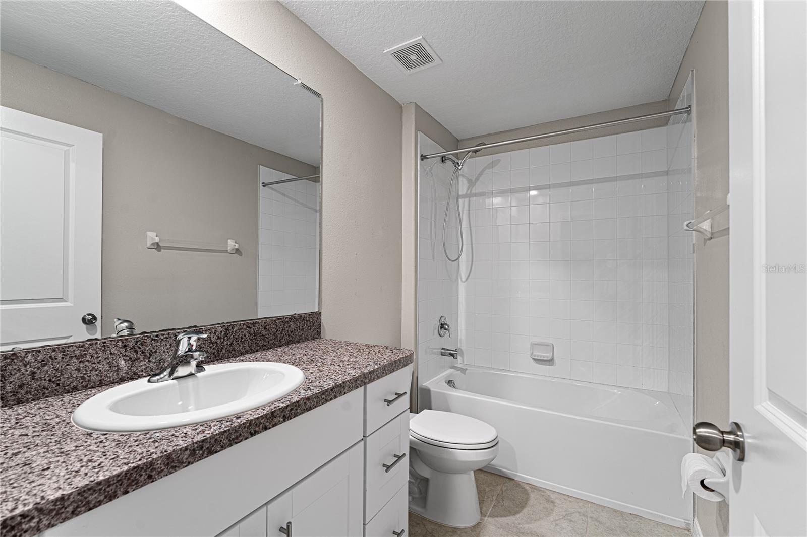 937 ROYAL EMPRESS DR, RUSKIN, FL, 33570