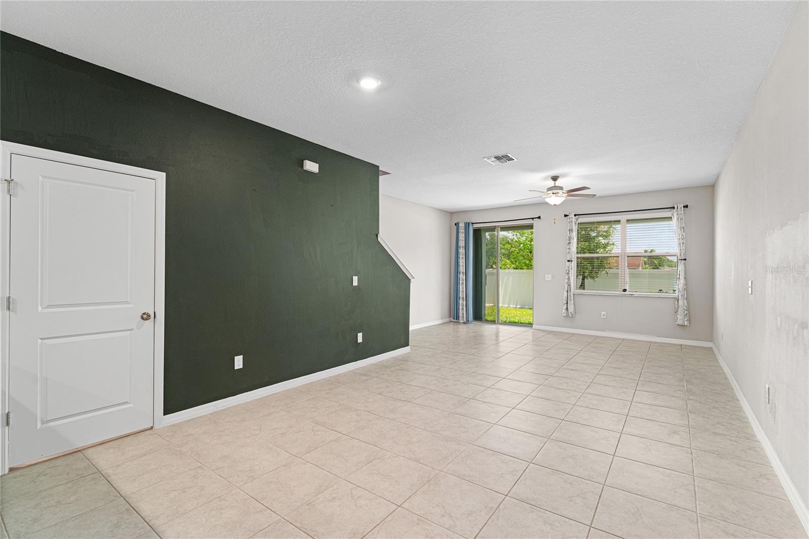 937 ROYAL EMPRESS DR, RUSKIN, FL, 33570