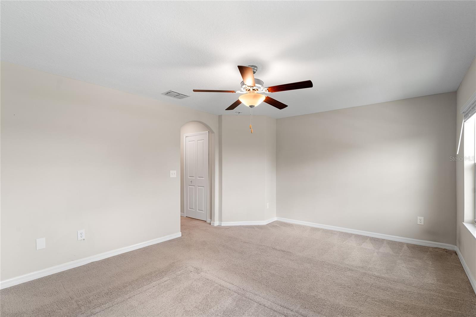 937 ROYAL EMPRESS DR, RUSKIN, FL, 33570