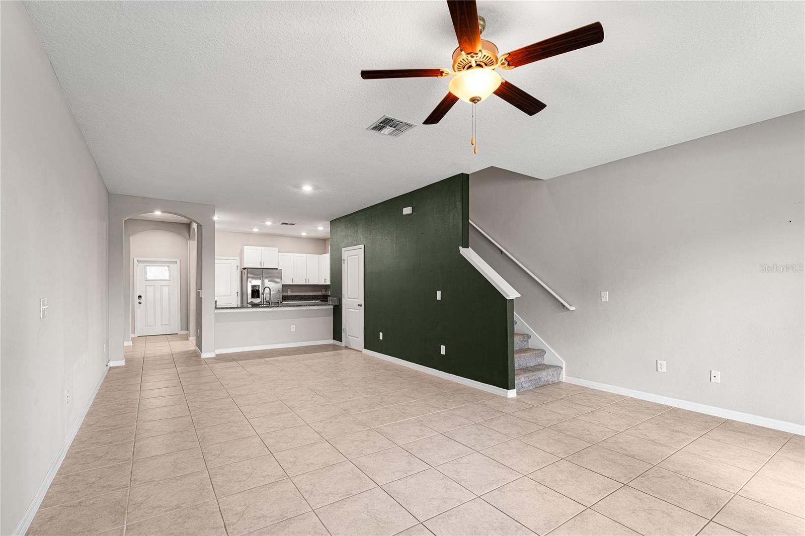 937 ROYAL EMPRESS DR, RUSKIN, FL, 33570