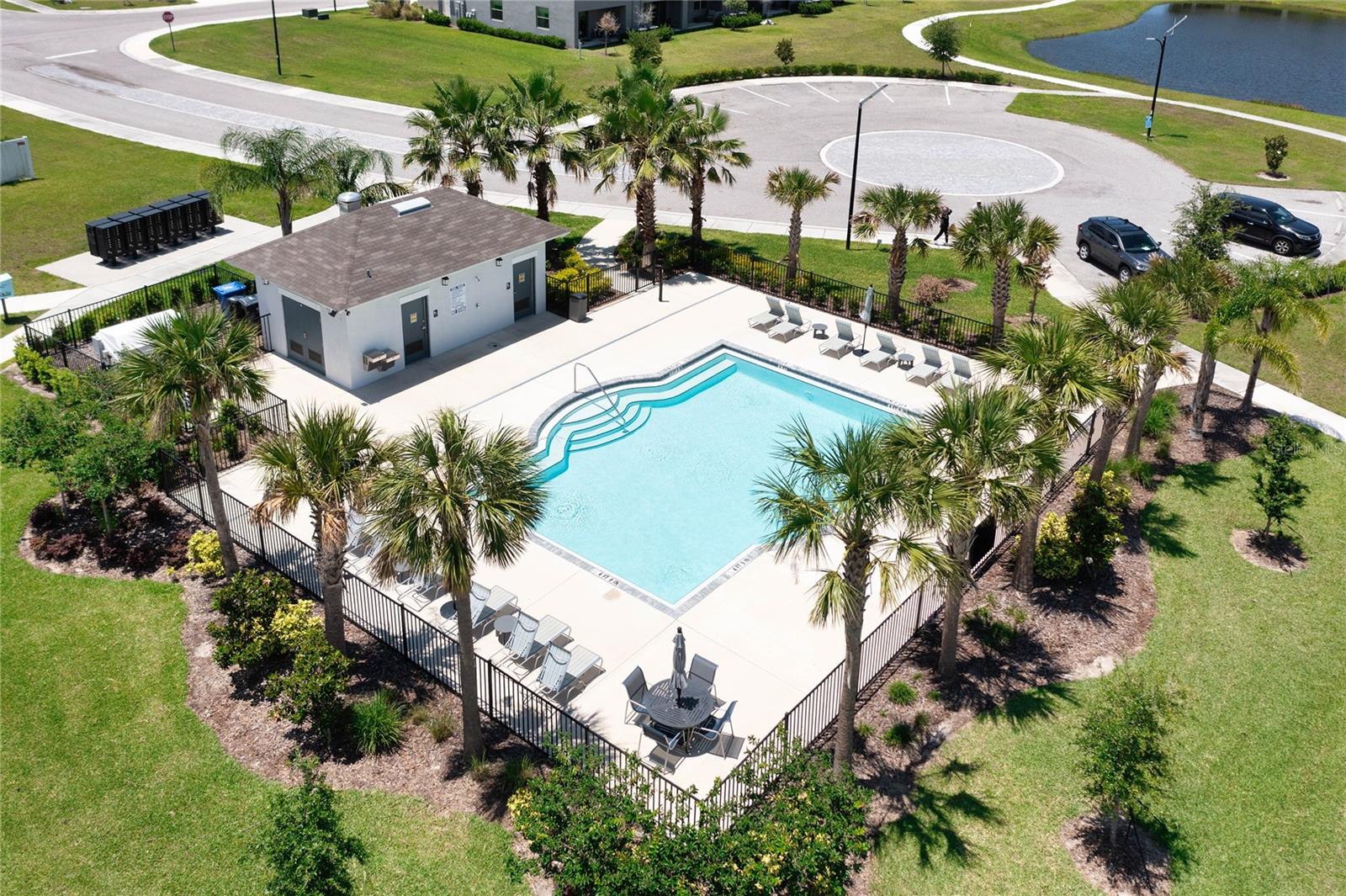 937 ROYAL EMPRESS DR, RUSKIN, FL, 33570