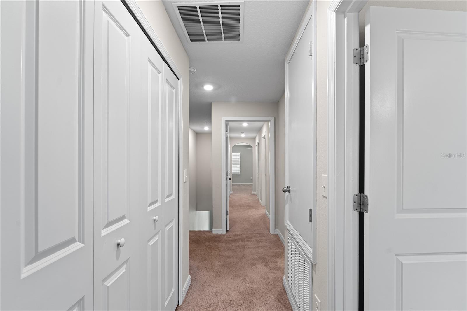 937 ROYAL EMPRESS DR, RUSKIN, FL, 33570