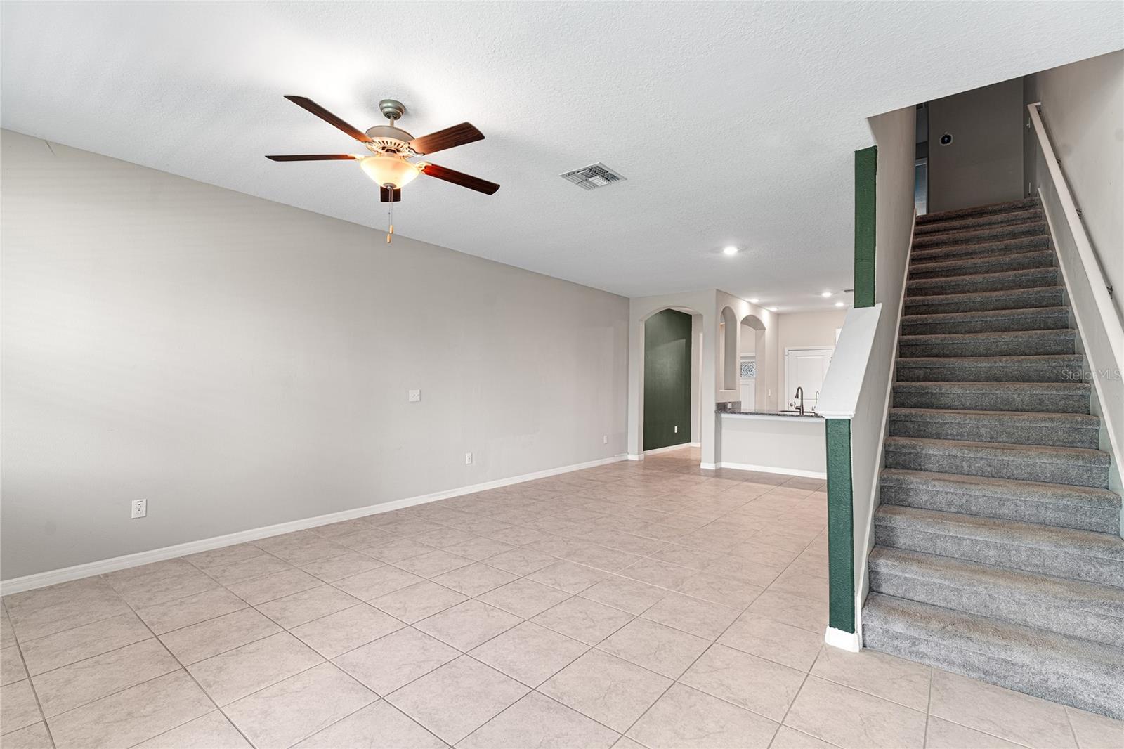 937 ROYAL EMPRESS DR, RUSKIN, FL, 33570