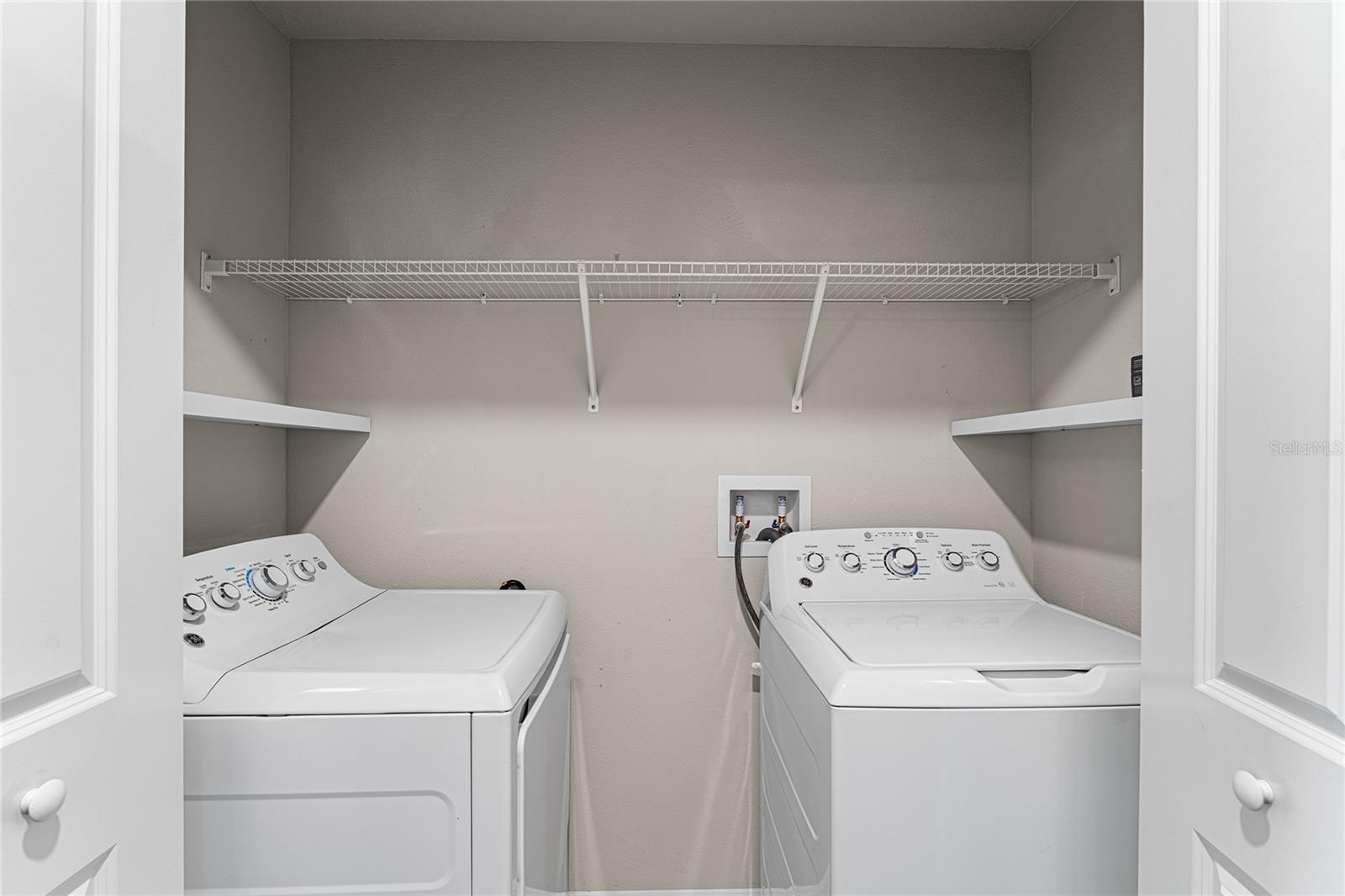 937 ROYAL EMPRESS DR, RUSKIN, FL, 33570